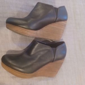 Dr. Scholls Wedge Booties size 7